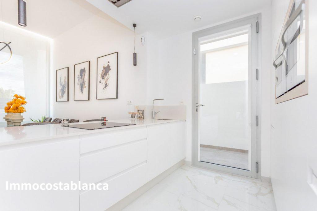 4 room villa in Torrevieja, 132 m², 489,000 €, photo 2, listing 31115456