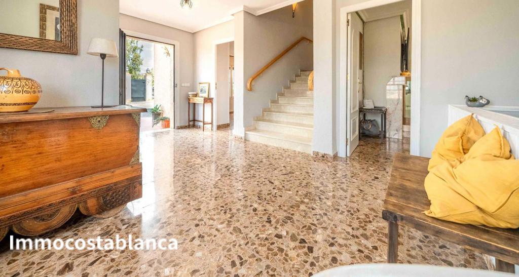 Villa in Alicante, 413 m², 449,000 €, photo 2, listing 13241136