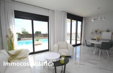 Villa in San Miguel de Salinas, 92 m²