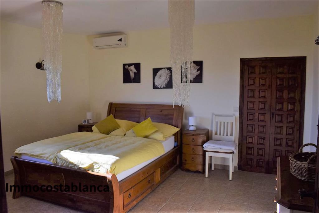 Villa in Calpe, 235 m², 385,000 €, photo 1, listing 15802576