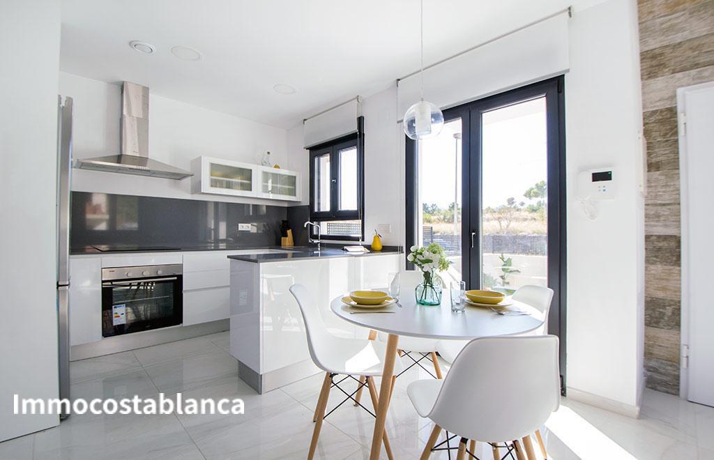 Terraced house in Alicante, 210,000 €, photo 3, listing 14686328