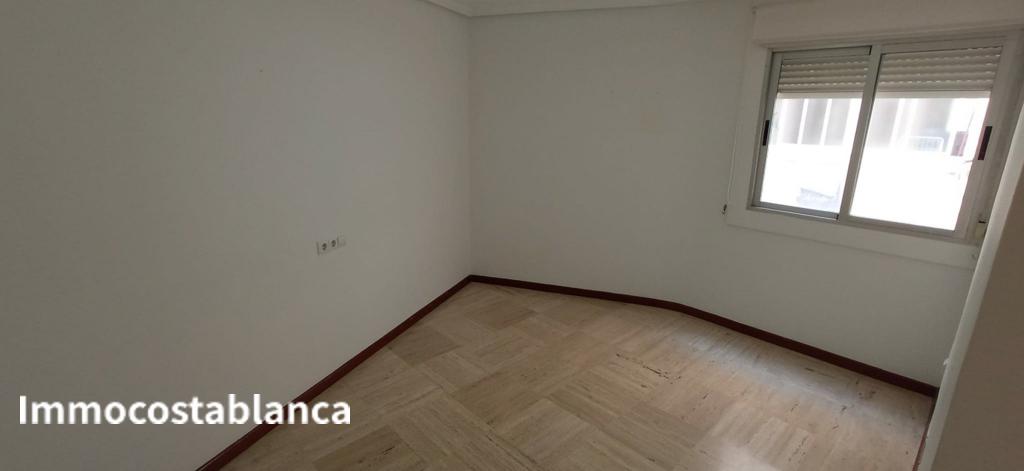 4 room apartment in Alicante, 130 m², 270,000 €, photo 5, listing 20424816