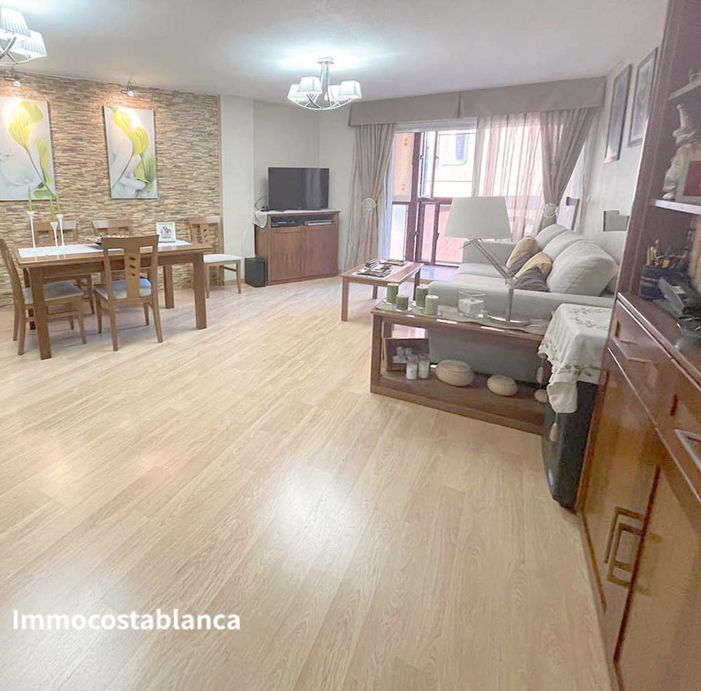 Apartment in Alicante, 130 m², 208,000 €, photo 2, listing 18902496