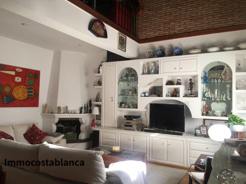 4 room apartment in Orihuela, 168 m², 150,000 €, photo 1, listing 37410968