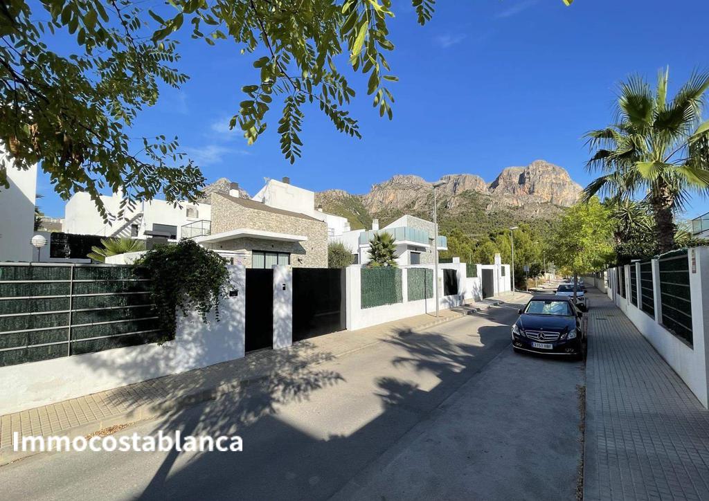 Villa in Alicante, 401 m², 325,000 €, photo 9, listing 11172096