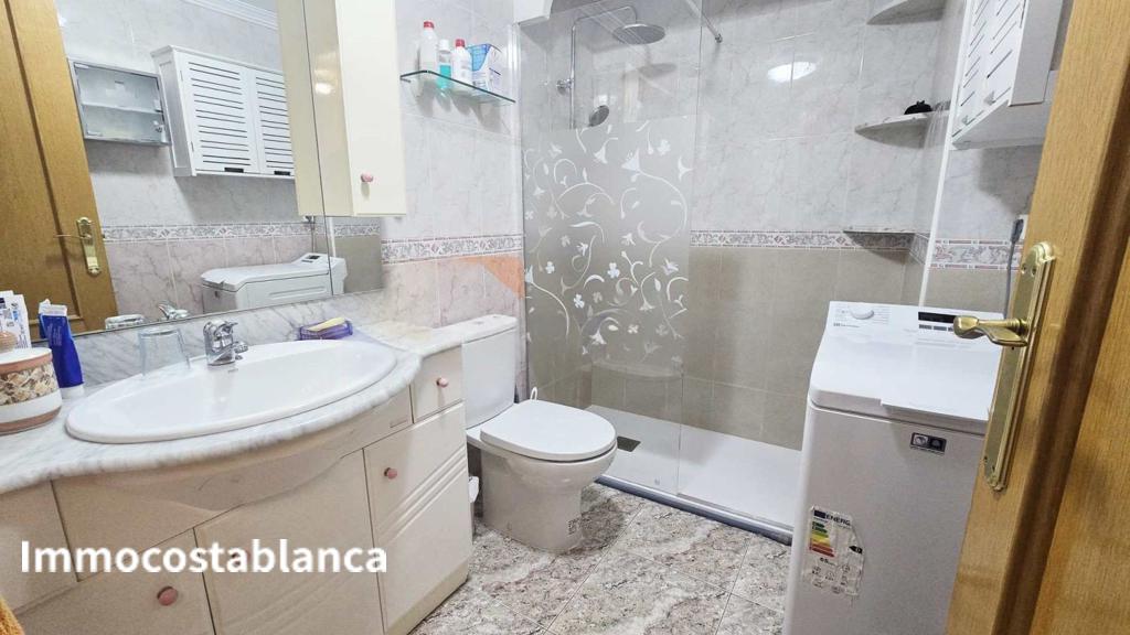 Apartment in Torrevieja, 112 m², 180,000 €, photo 7, listing 33050016