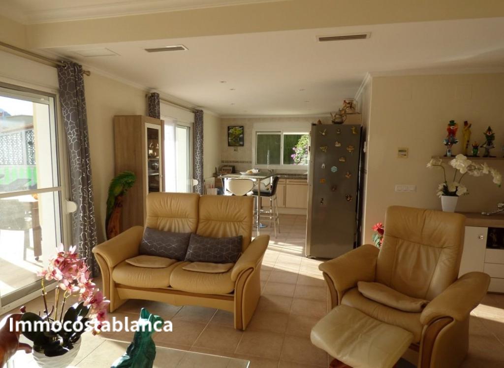 Detached house in Alicante, 175 m², 270,000 €, photo 8, listing 50845056