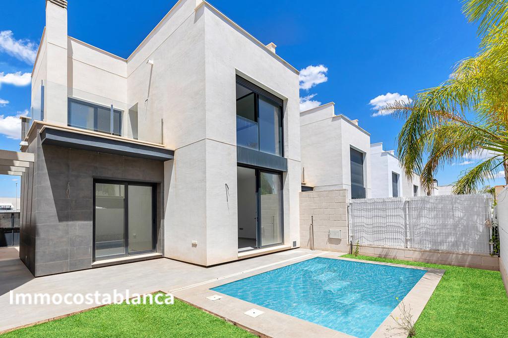Villa in Orihuela Costa, 140 m², 319,000 €, photo 1, listing 7465216