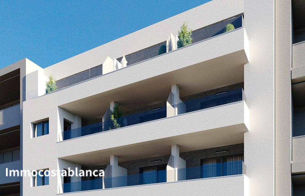 Apartment in Torrevieja, 85 m², 299,000 €, photo 2, listing 78234816