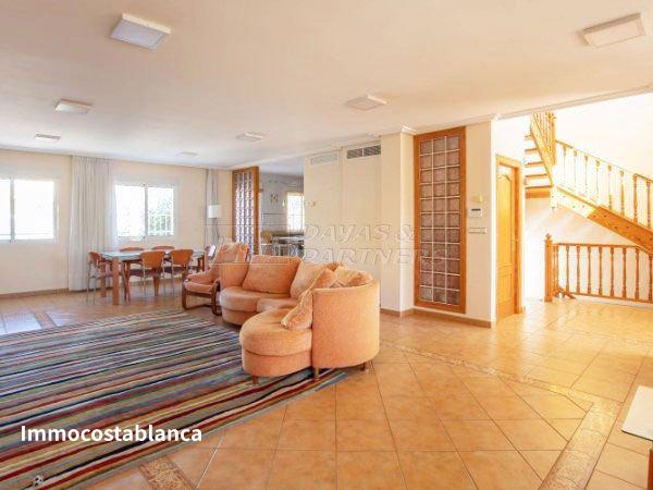 Townhome in Torrevieja, 350 m², 398,000 €, photo 3, listing 16255456