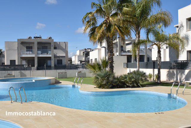 3 room detached house in Torrevieja, 81 m², 250,000 €, photo 1, listing 35367928