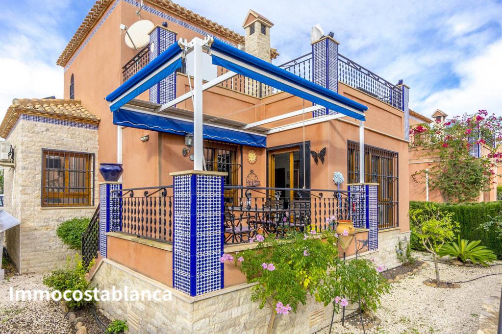 Villa in San Miguel de Salinas, 104 m², 236,000 €, photo 1, listing 10439216