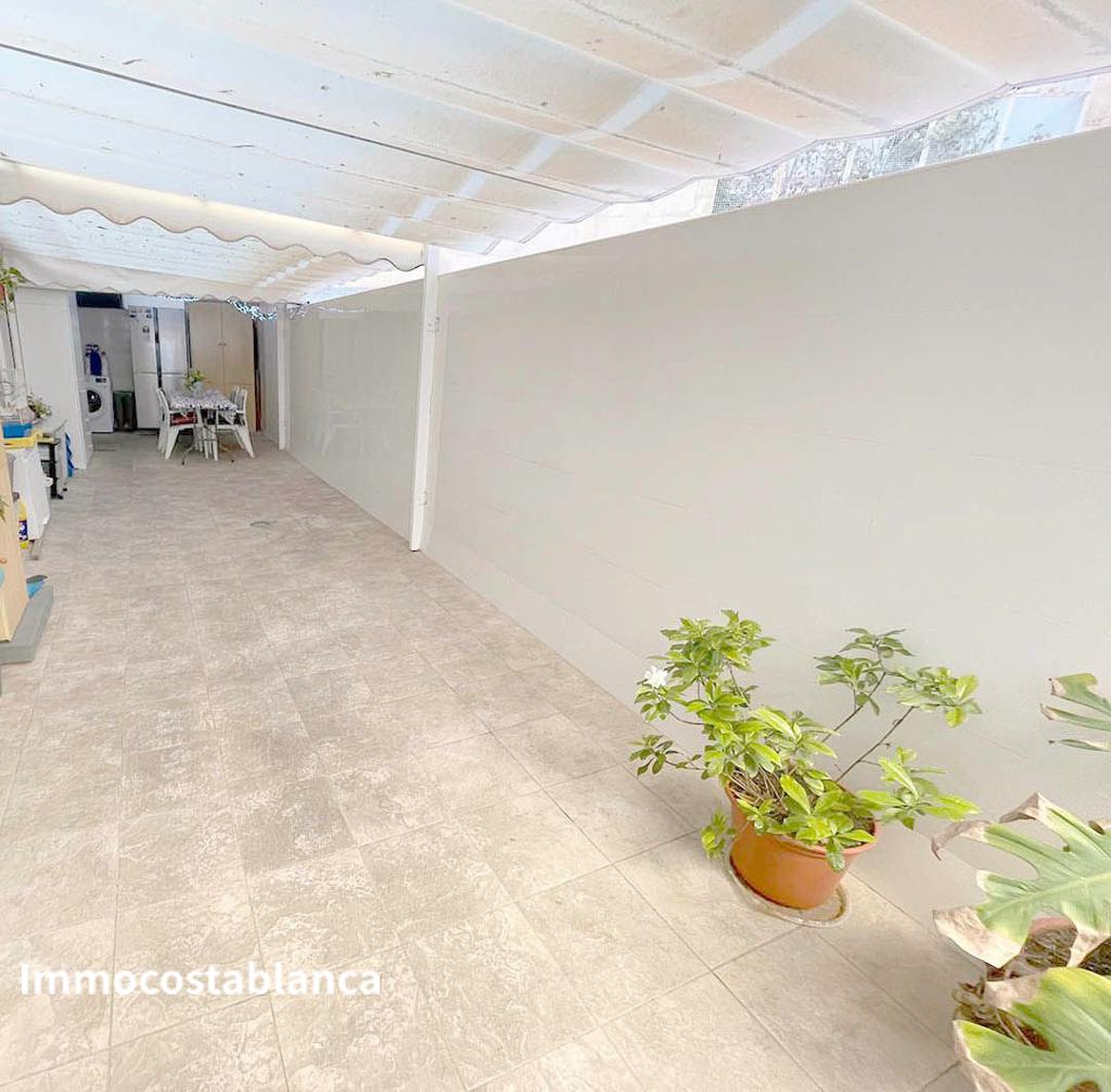 Apartment in Alicante, 130 m², 208,000 €, photo 1, listing 18902496