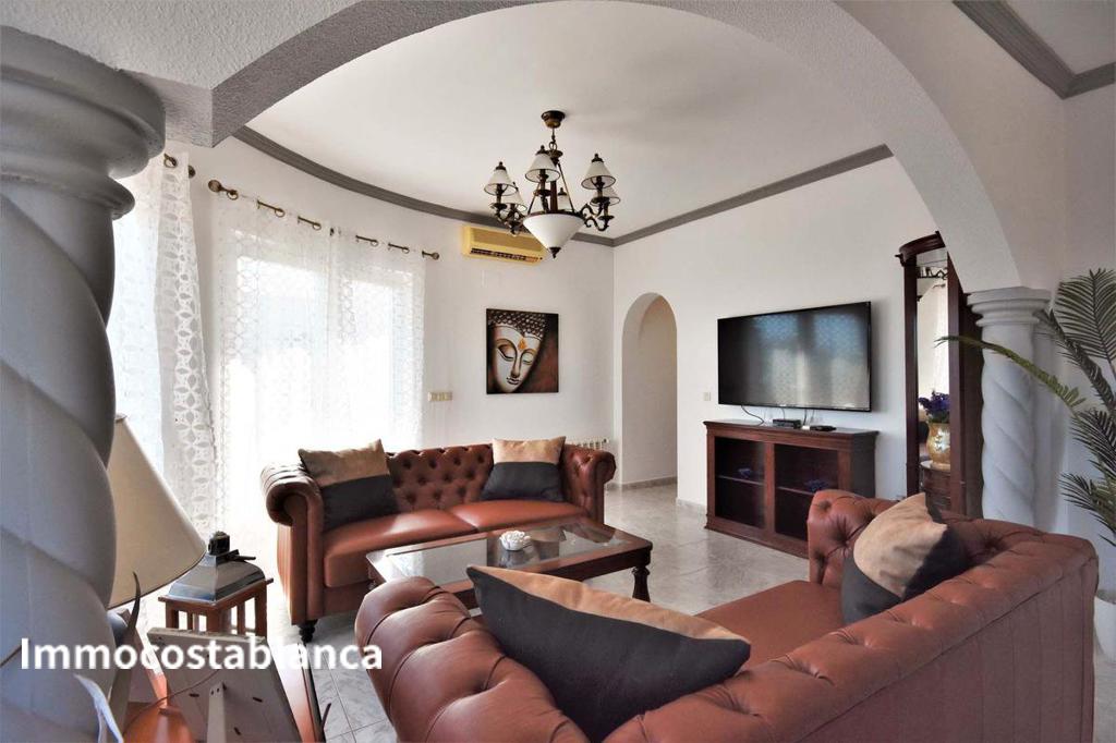 Villa in Calpe, 190 m², 450,000 €, photo 9, listing 54010656