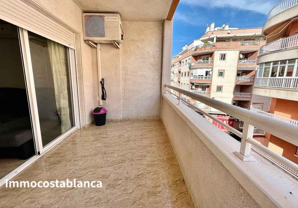 Apartment in Torrevieja, 68 m², 79,000 €, photo 1, listing 15252016