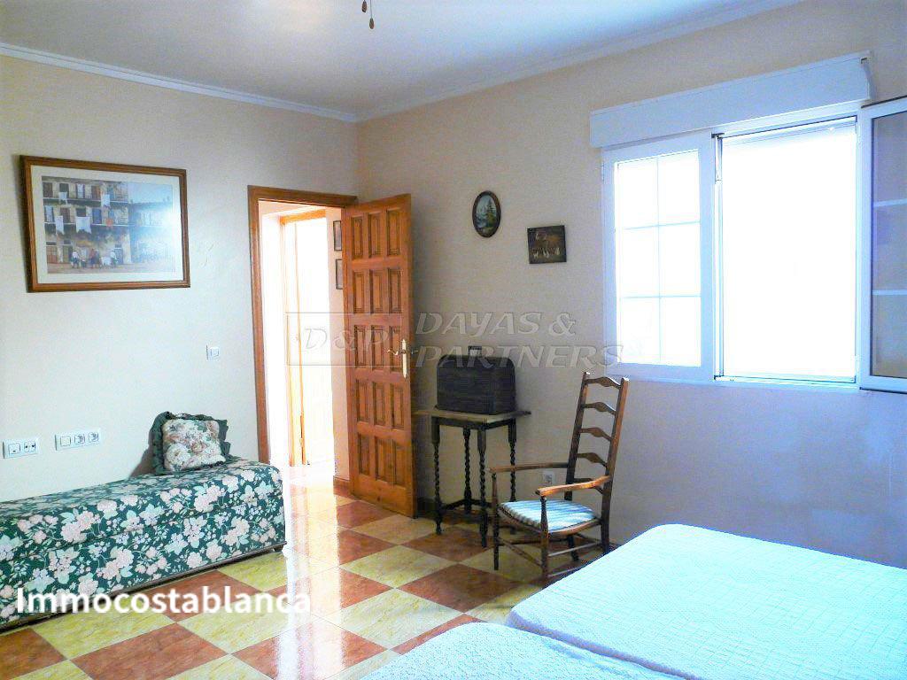 Detached house in Orihuela, 204 m², 240,000 €, photo 9, listing 12653856