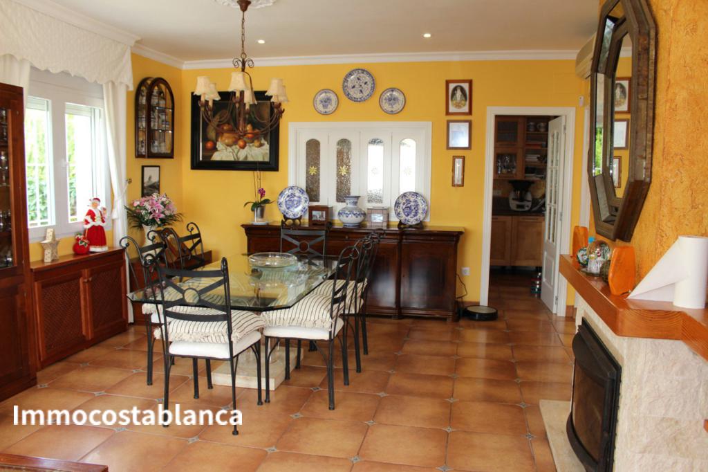 Detached house in Calpe, 353 m², 549,000 €, photo 1, listing 7989856