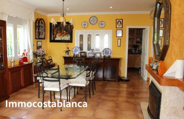 Detached house in Calpe, 353 m²