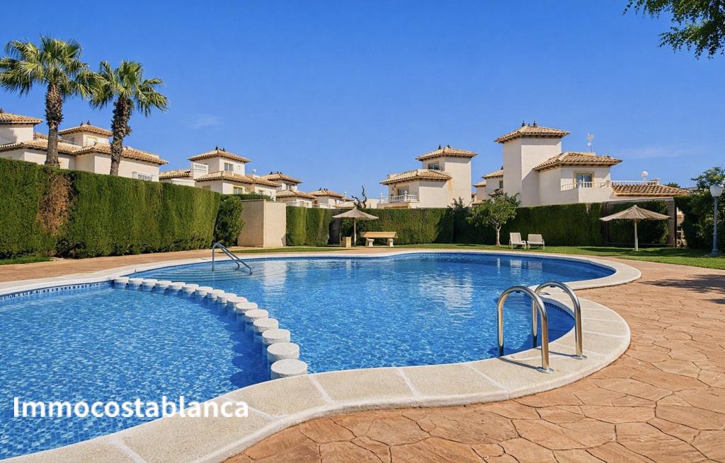 Apartment in Orihuela Costa, 230,000 €, photo 2, listing 3097216