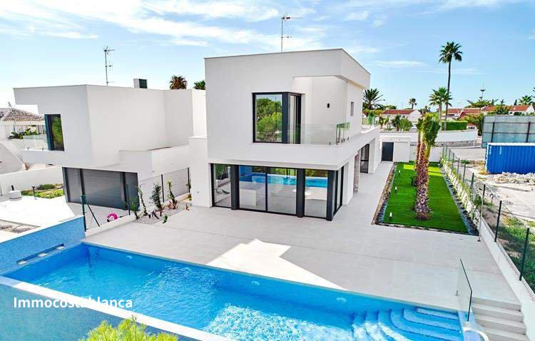 Villa in Torrevieja, 425 m², 575,000 €, photo 7, listing 23321856