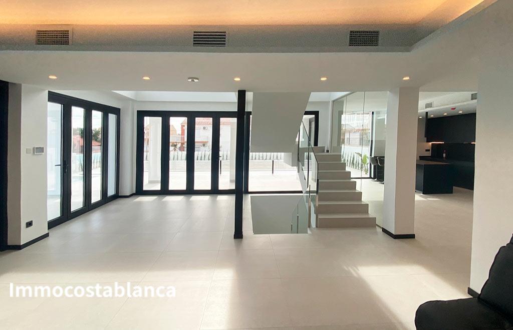 Villa in Torrevieja, 407 m², 1,495,000 €, photo 3, listing 56880976