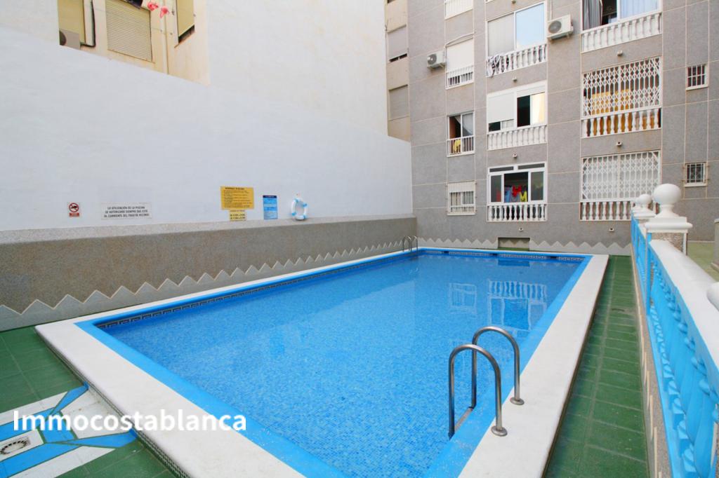 Apartment in Torrevieja, 60 m², 88,000 €, photo 1, listing 65059848