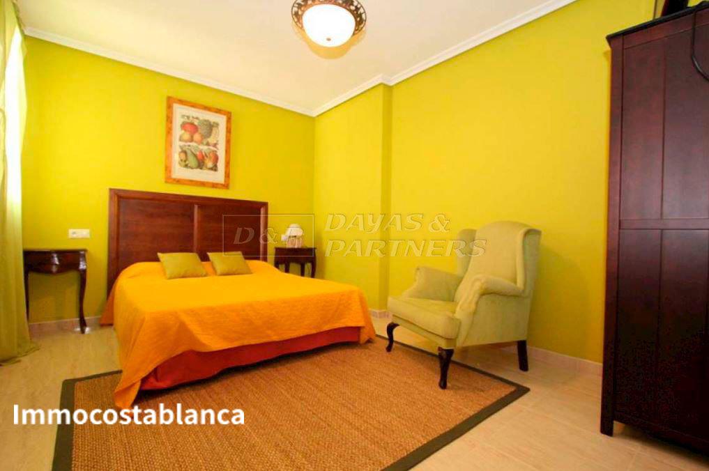 Townhome in Torrevieja, 157 m², 189,000 €, photo 9, listing 33775456