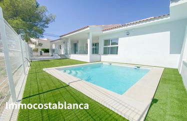 Villa in La Nucia, 300 m²