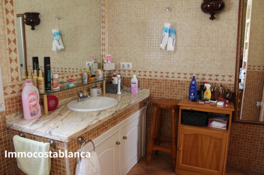 Detached house in Calpe, 353 m², 549,000 €, photo 5, listing 7989856