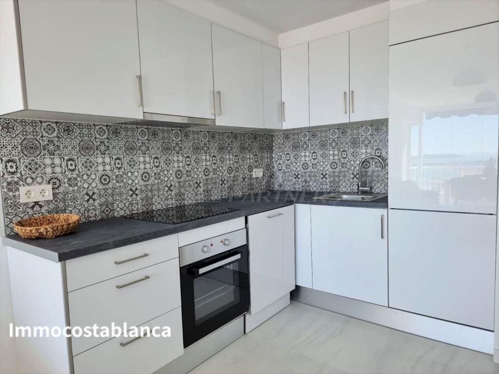 Apartment in Torrevieja, 110 m², 280,000 €, photo 2, listing 15141776