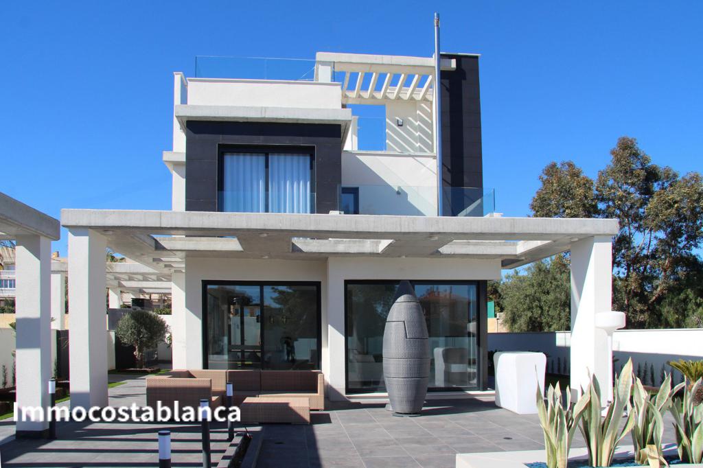 4 room villa in El Campello, 129 m², 690,000 €, photo 1, listing 53257448