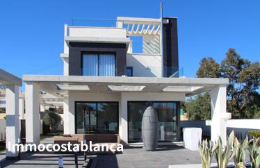 4 room villa in El Campello, 129 m²