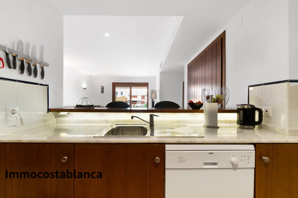 Apartment in Punta Prima, 240,000 €, photo 10, listing 4337528
