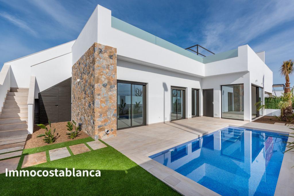 Villa in Pilar de la Horadada, 120 m², 600,000 €, photo 1, listing 68782248