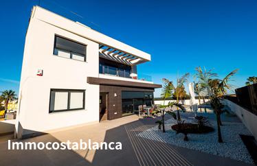 Villa in Algorfa, 124 m²