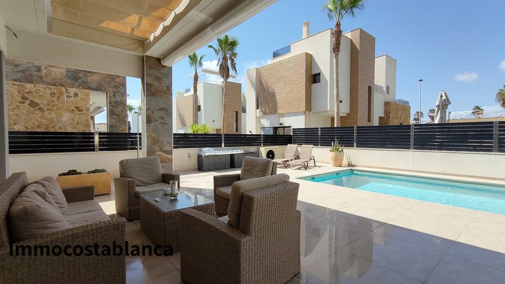 Villa in Torre La Mata, 125 m², 695,000 €, photo 1, listing 35969936