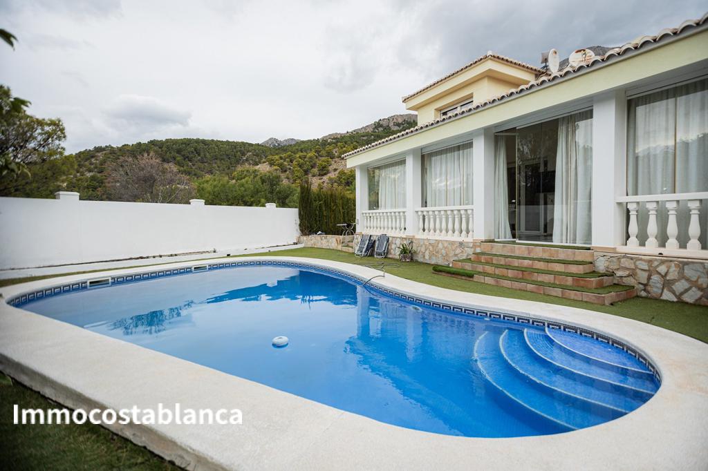 Villa in Altea, 495 m², 1,500,000 €, photo 1, listing 24389056