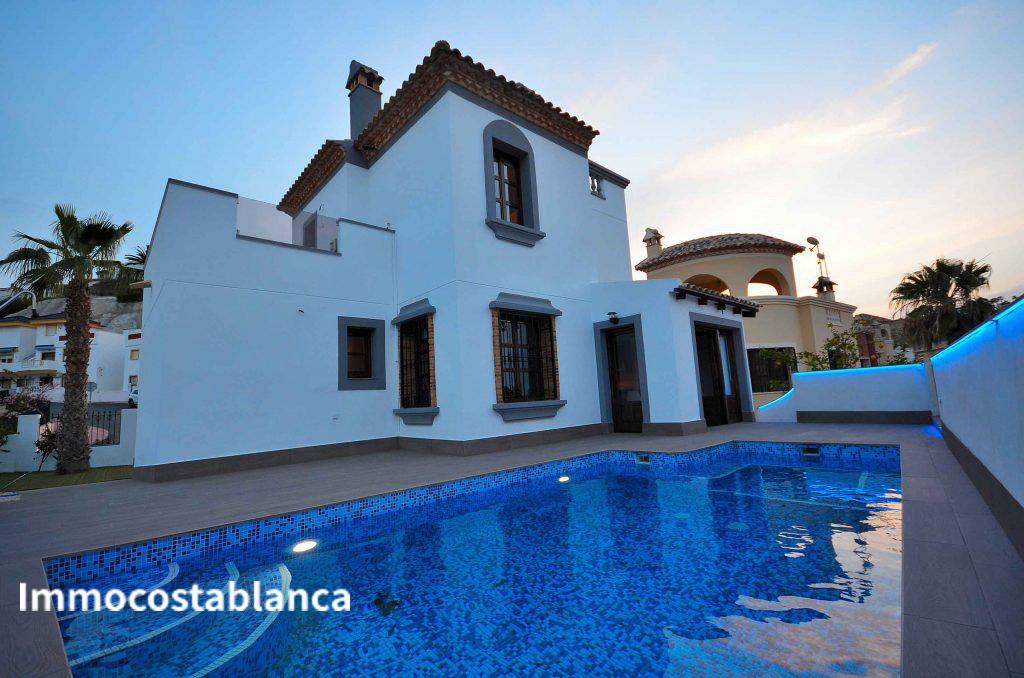 4 room villa in Ciudad Quesada, 207 m², 375,000 €, photo 1, listing 17231216