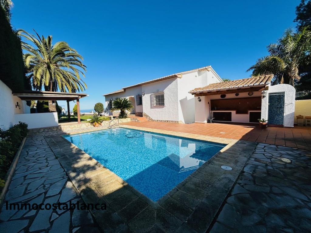 Villa in Denia, 274 m², 575,000 €, photo 1, listing 74217216