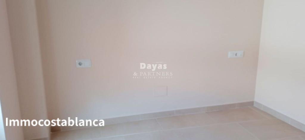 Apartment in Orihuela, 150 m², 150,000 €, photo 1, listing 8192976