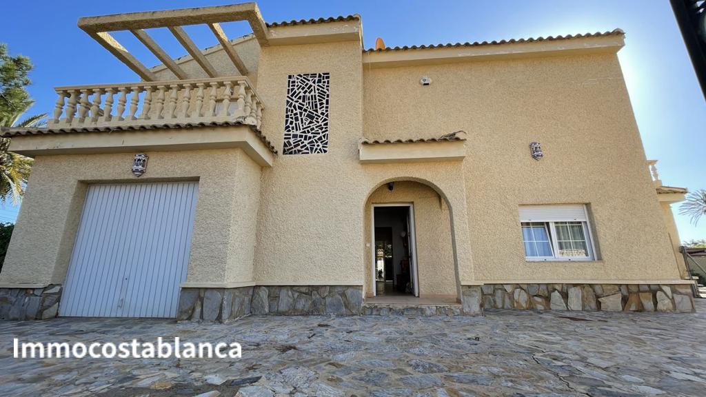 Villa in Cabo Roig, 245 m², 800,000 €, photo 2, listing 22359216