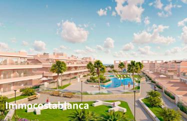 Terraced house in Pilar de la Horadada, 83 m²