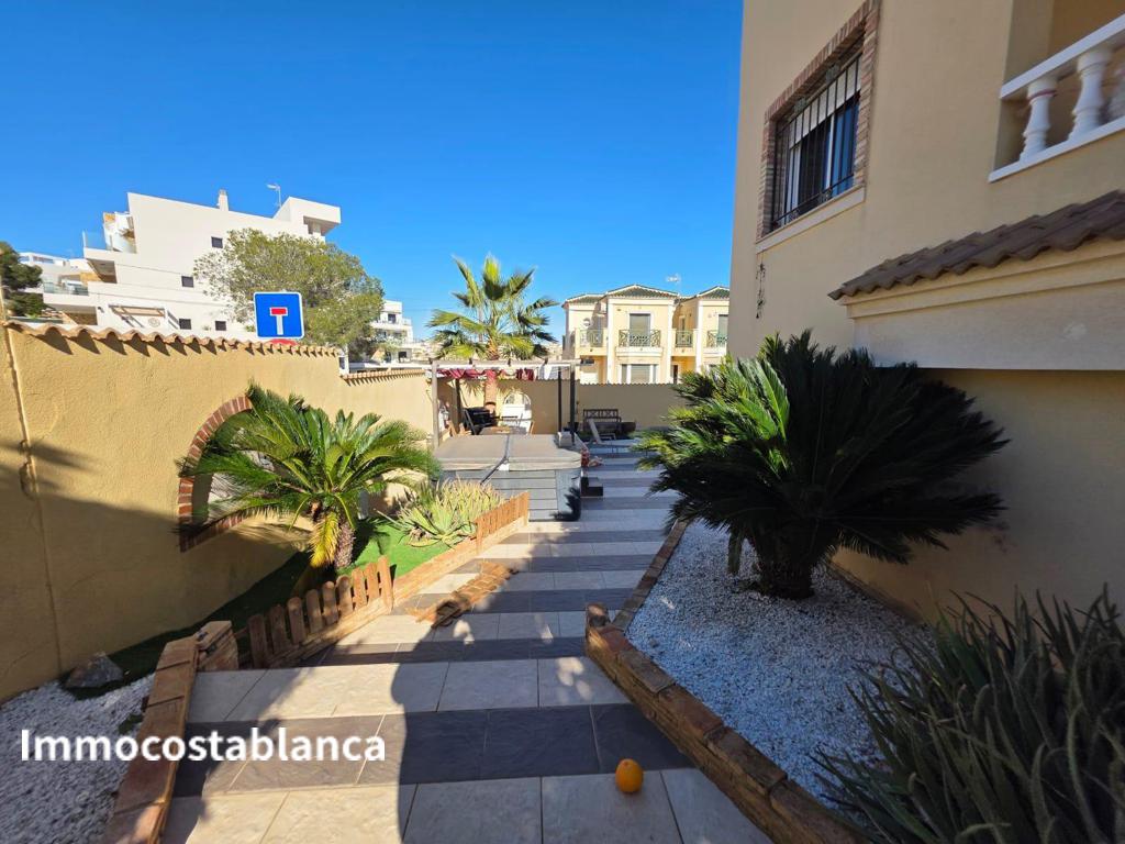 Villa in Orihuela Costa, 153 m², 350,000 €, photo 9, listing 71017216