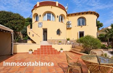 Detached house in Alicante, 192 m²
