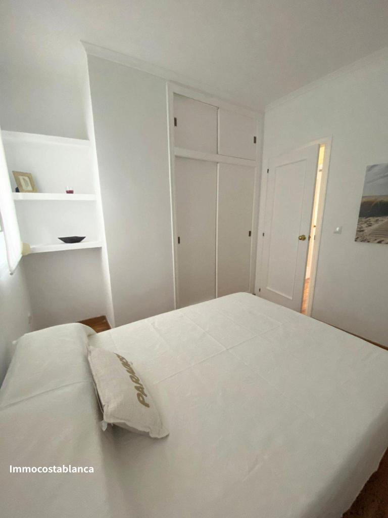 Apartment in Alicante, 260,000 €, photo 1, listing 9311456