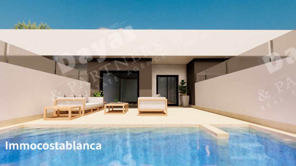 Villa in Pilar de la Horadada, 150 m², 216,000 €, photo 1, listing 28292896