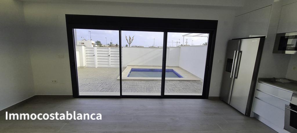 Villa in La Zenia, 97 m², 330,000 €, photo 1, listing 5077616