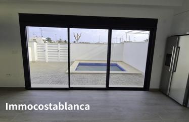 Villa in La Zenia, 97 m²