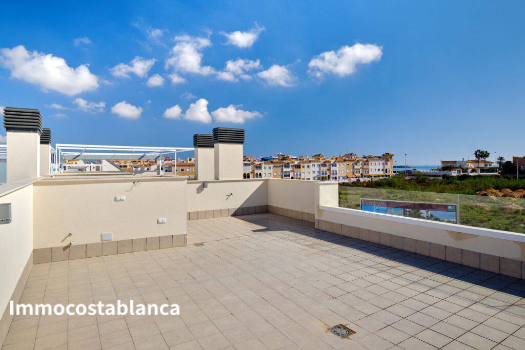 Terraced house in Torrevieja, 298,000 €, photo 2, listing 2724016