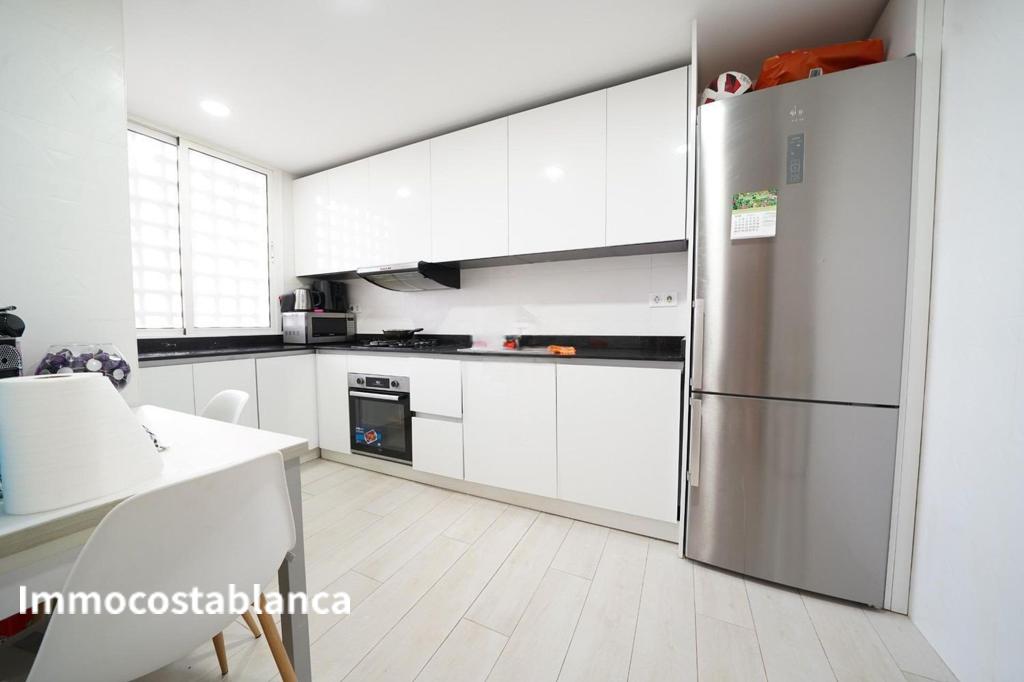Apartment in Alicante, 130 m², 300,000 €, photo 7, listing 33610016